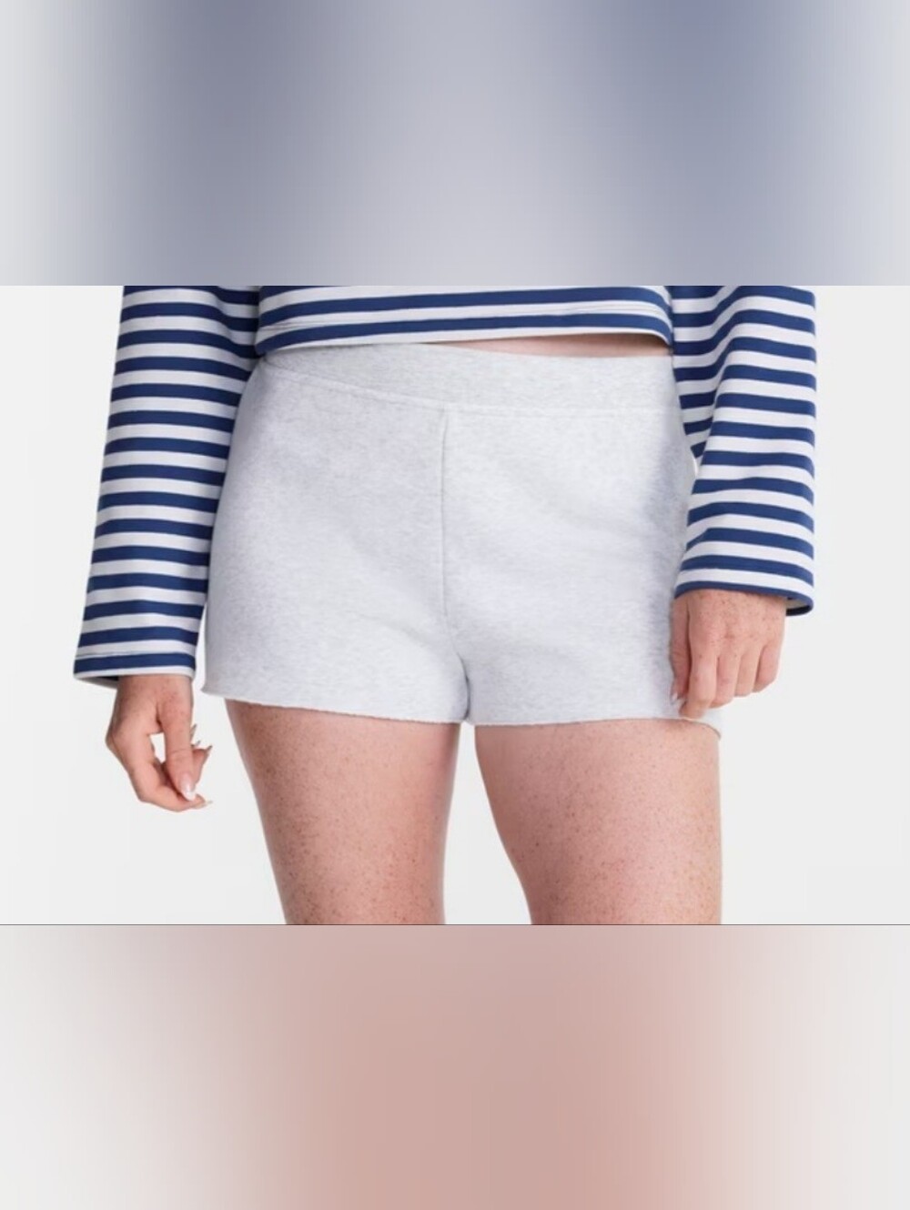 NO BOUNDARIES - SWEATSHORTS (LIGHT GREY)